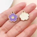 Breloques en émail de fleur violette pour la fabrication de bijoux DIY boucles - Fleur à Pétales (24827)