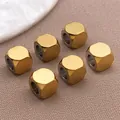 Sechs hochwertige goldene Edelstahl-Würfelperlen für die DIY-Schmuckherstellung. - Quadratische Perle (T2589)