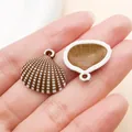 Abalorio detallado de concha de acrílico marrón y blanco para accesorios de joyería DIY - Concha de Simulación (27386) / 1 Pieza (19x19mm) / Marrón