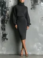 Elegante vestido midi de punto gris carbón con cuello alto y textura de canalé fino - S / Vestidos / Negro