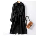 Elegante trench nero media lunghezza da donna con cintura e revers classici per la moda autunno - Taglia S / Top / Nero