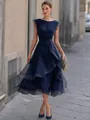 Elegante abito midi in tulle blu scuro con volant e graziose maniche corte trasparenti - Taglia S / Vestiti / Blu navy