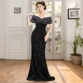 Elegante vestido de noche negro con lentejuelas y corte de sirena para fiestas formales - S / Vestidos / Negro