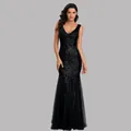 Elegant black sequined mermaid evening gown with a V-neck and sparkling finish - S / Dresses / Black