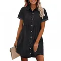 Robe chemise décontractée en denim noir délavé avec manches courtes et boutons devant - S / Robes / Noir