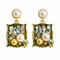 Vintage gold frame stud earrings with colorful shell pieces and lustrous pearls - Broken Shell Flower Artificial Pearl Photo Frame Style (2609008)