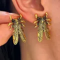Orecchini a sospensione vintage a forma di cicala dorata con ali e dettagli realistici - Stile Cicala (N-412)