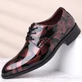 Macro detail of men's patterned patent leather dress shoe with elegant and glossy finish - 39 / Black Red Vintage Print Shoes (YT2098) / Burgundy