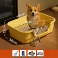Detailansicht einer extra großen gelben Hundetoilette mit hohen Spritzschutzwänden - Mittel - Basis-Set (Hundetoilette + Schaufel) / Gelb