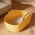 Large yellow portable cat litter box with leather handles and a free cleaning scoop - L / 50x35x23cm / Yellow