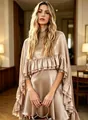 Detail van een elegante champagne satijnen ruffeljurk tweedelige set met glanzende finish - S / Boven- En Onderstuk / Khaki