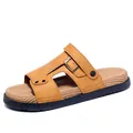 Atmungsaktive Herren Sommer-Strandsandalen mit dicker Sohle in einem hellbraunen Ton - 39 / Gelbbraun