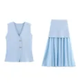 Conjunto de dos piezas azul claro con chaleco de punto con botones dorados y falda midi - S / Top Y Pantalón / Azul claro