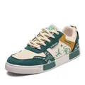 Men's low-top casual sneakers with green suede panels and oriental crane patterns - 39 / Green (XJC-816)