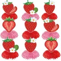 Set van 9 aardbeien honingraat papieren tafeldecoraties voor een zomer themafeest. - Aardbeien honingraat tafelstukken / Set van 9 Stuks