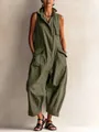 Dettaglio di una tuta cargo smanicata verde oliva da donna con gamba larga e tasche - Taglia S / Tute intere / Verde oliva