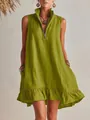 Close-up detail of the green cotton linen dress featuring a stylish zipper V-neckline - S / Dresses / Matcha Green