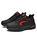 Scarpe da corsa invernali da uomo con suola spessa in elegante design nero e rosso - 39 / Nero rosso