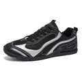 Men's American vintage breathable mesh running shoes in sleek black and silver tones - 39 / Black