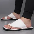 Men's white leather toe-loop sandals for summer beach and outdoor casual wear - 39 / White