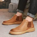Stivaletti Chelsea classici in pelle marrone chiaro da uomo con inserti elastici laterali - 38 / Scarpe basse / Marrone