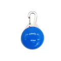 Blauer LED-Sicherheitsanhänger für Haustiere mit Karabinerclip für nächtliche Spaziergänge - OPP-Verpackung / Blau