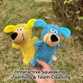 Jouet en peluche interactif qui couine pour chiens, pour la dentition et le nettoyage - Chien Serpillière (Son Étrange) / Sifflement Interactif & Nettoyage des Dents / Jaune