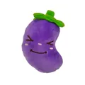 Dettaglio ravvicinato di un peluche a forma di melanzana viola con faccia ricamata - Melanzana