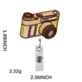 Ausziehbarer Kamera-Ausweishalter mit detaillierten Maßen und Gewicht - Beige Braune Kamera (5) / 4.8x6cm