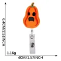 Porta acreditación retráctil de calabaza de Halloween bordada naranja 6,4x4cm - Calabaza Sorprendida (11)