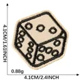 Patch ricamata a forma di dado retrò adesivo in tessuto per abbigliamento e borse fai-da-te - 4.1x4.1cm