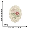 Simpatica toppa a fiore all'uncinetto, 6x4,5 cm, per cover fai-da-te e artigianato - Doppia Fiore Bordo Ondulato Beige (G1R-C-2-8) / Senza retro adesivo