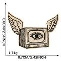 Toppa ricamata TV volante con ali in stile schizzo retrò per accessori fai-da-te moda - 8.7x6.6cm