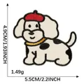 Écusson brodé de chien mignon avec béret rouge, autocollant DIY pour vêtements déco - Teckel (Chapeau Rouge)