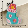 Borduurpatch cartoon sok, roze en blauwe bloemen strijkapplicatie - Nr.3 Cartoon Sok