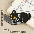 Patch ricamata gatto nero con laptop, toppa termoadesiva per abbigliamento fai-da-te - 3.9x6.9cm
