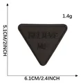 Parche bordado triangular con texto BELIEVE ME, tamaño 5,1cm x 6,1cm, peso 1,4g - Parche Bordado Triangular (BELIEVE ME) / 5.1cmx6.1cm / Negro