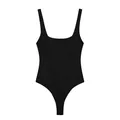 Elegante body negro con cuello cuadrado y un diseño de corte tanga muy ajustado - S / Tops / Negro