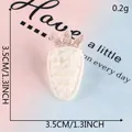 Handgefertigter weißer Strick-Karotten-Aufnäher für DIY-Haarspangen und Broschen 3,5 cm - Weiß gestrickte Karotte (G2R-B-1-1)
