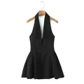 Robe courte noire à licou de style français avec buste plissé et coupe ajustée élégante - S / Robe (8122) / Noir