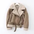Giacca da aviatore marrone in finto camoscio con fodera in pile bianco e cintura - XS / Top (21183) / Kaki