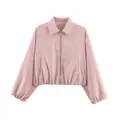 Elegante lichtroze damesjas met ritssluiting en een zeer stijlvol gepoft zoomdetail - Roze