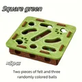Vierkante groene kattenpuzzel vilt doolhof met 3 willekeurige gekleurde ballen - Vierkant / Inclusief 3 Ballen / Groen En Bruin