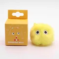 Gelber Plüsch-Zwitscherball für Katzen mit passender petgravity-Produktverpackung - EVA Zwitscherball / Gelb (Grillen-Sound)