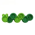 Tapis à lécher en silicone vert en forme de chenille avec sept sections texturées pour animaux - Tapis de Léchage Chenille 7 Sections - Vert