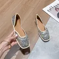 Elegante flache Sandalen im französischen Stil mit funkelnden klaren Strasssteinen - 34 / Halbschuhe (1183-1) / Gold