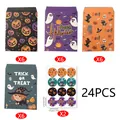 Halloween-Geschenktüten-Set mit 24 Papiertüten und Aufklebern mit Kürbis- und Geistmotiven - 24er Set / Mischfarbe (W5001)
