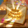 Détail d'une carte d'anniversaire 3D dorée avec un gâteau à étages lumineux et scintillant - Musique & Lumière / S937 Gold Cake Cash Holder / 18x9cm