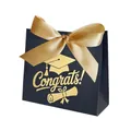 Elegante zwarte afstudeer cadeauverpakking met goud lint en Congrats goudfolie print - S940 Afstudeer Cadeautas / Zwart + Goud Lint