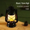 Retro LED-kampeerlantaarn in het zwart, 24 cm hoog oplaadbaar vintage lampmodel. - Groot (Y026BR) / Dubbele Bron Oplaadbaar (24cm Hoog) / Zwart